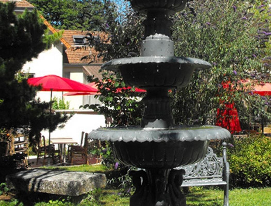 Logis Hotel Restaurant Les Capucins Avallon Exteriör bild